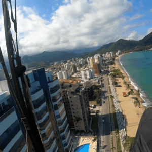Voe 30 minutos na Praia Martim de Sá Caraguatatuba