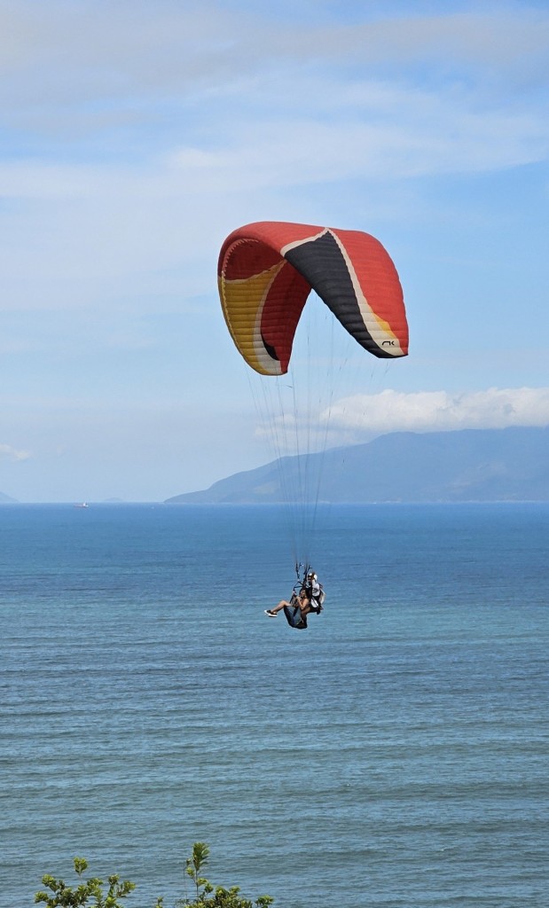 Voo Duplo em Parapente na praia Martim de Sá Caraguatatuba Litoral Norte SP