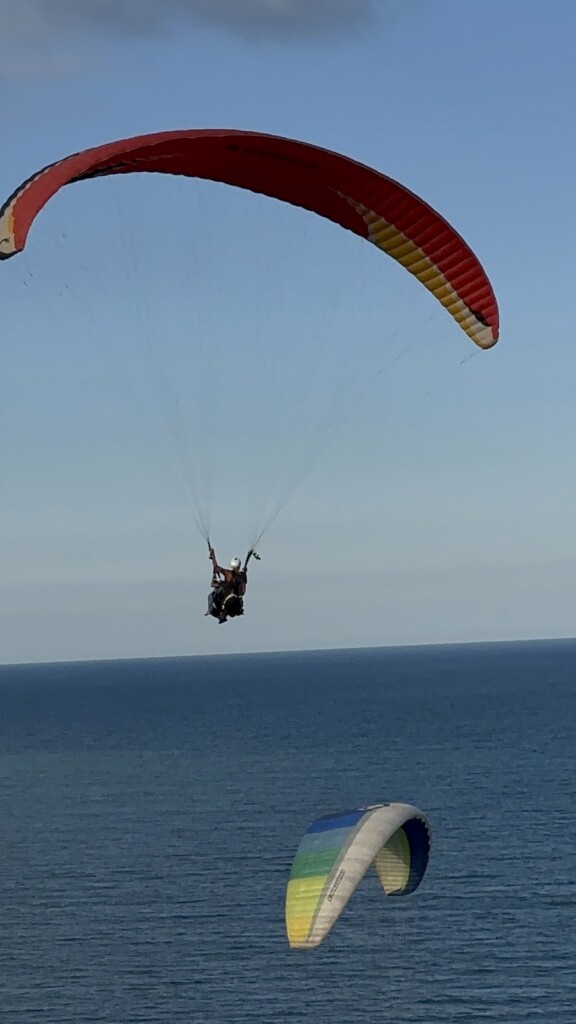 Voo Duplo em Parapente na praia Martim de Sá Caraguatatuba Litoral Norte SP