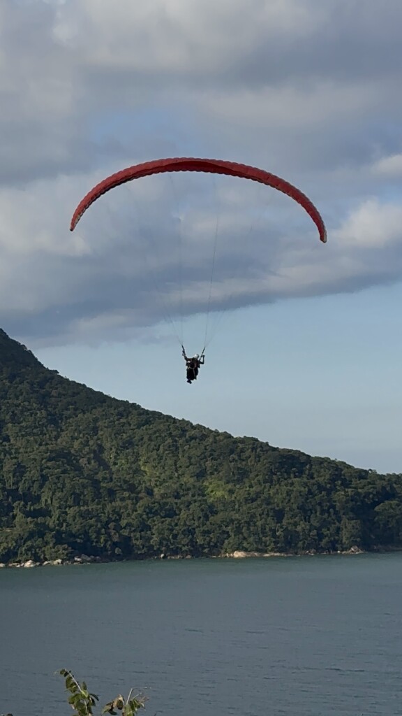 Voo Duplo em Parapente na praia Martim de Sá Caraguatatuba Litoral Norte SP